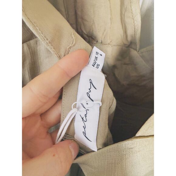 NWT Petal and Pup Orin Short Sleeve Bow Back Jumpsuit Olive Green Size 6 Boho - Picture 12 of 15